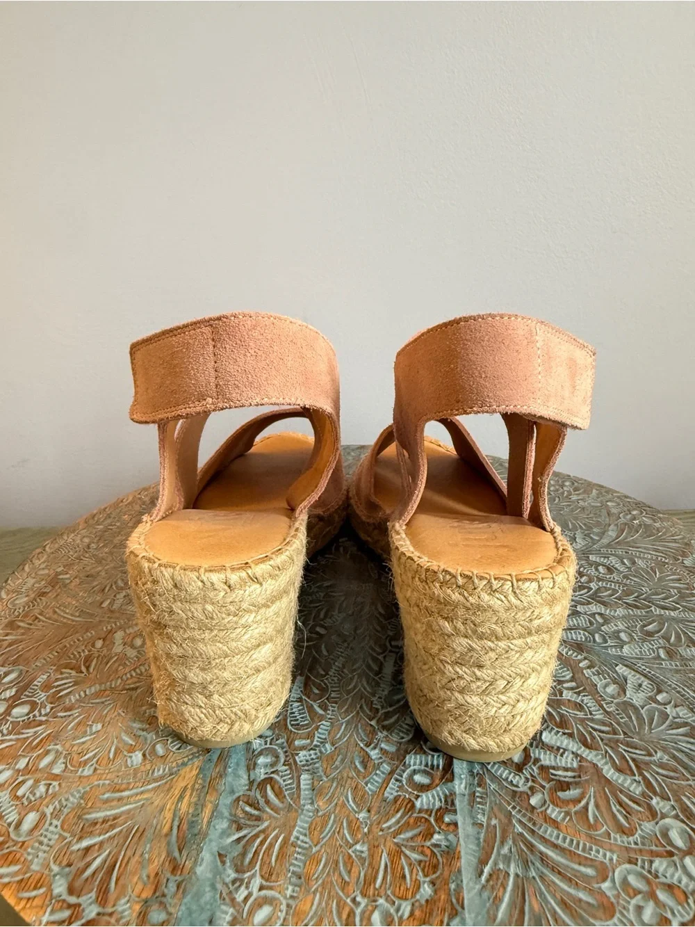 NWT! Jutelia pale pink suede wedge heel espadrilles size 39